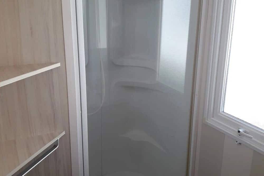 Camping 4 étoiles - Piscine - ccbeecg in Foix, Ariège