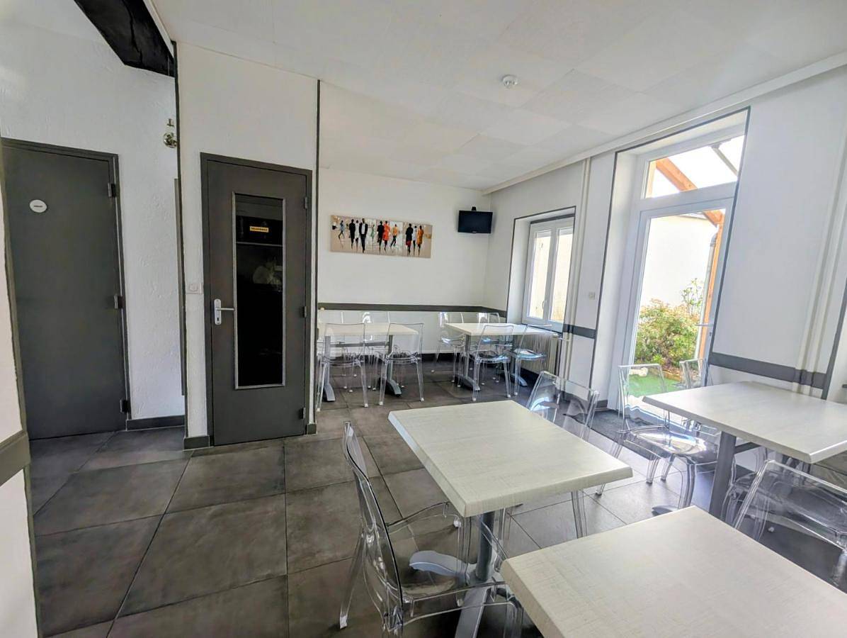 Single Room in Nevers, Nièvre