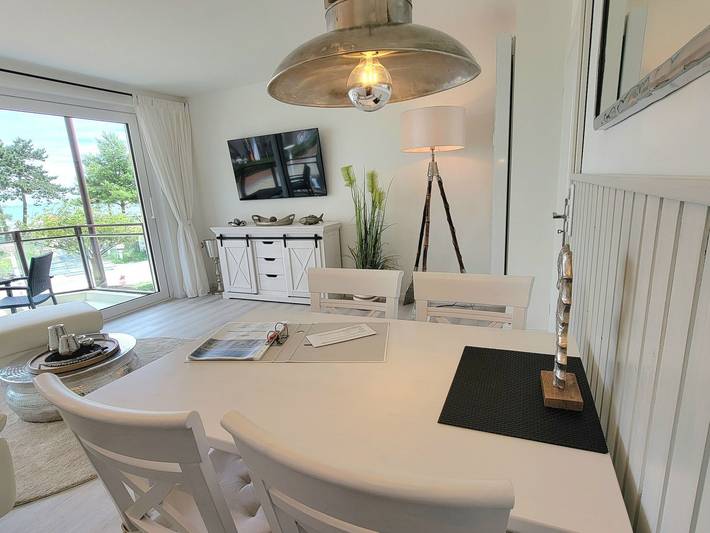 Ganze Ferienwohnung, Strandhaus Meetz - Strandblick 3Zi. 62qm Meerblick, 2xbalkon, 1. Og, o. Fahrst. in Scharbeutz, Ostholstein