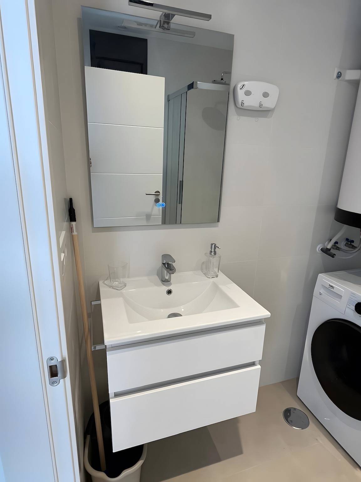 Estúdio inteiro, Estúdio confortável "Black Palm", excelente localização. Ideal para casais in Playa de Los Lances, Tarifa (Espanha)