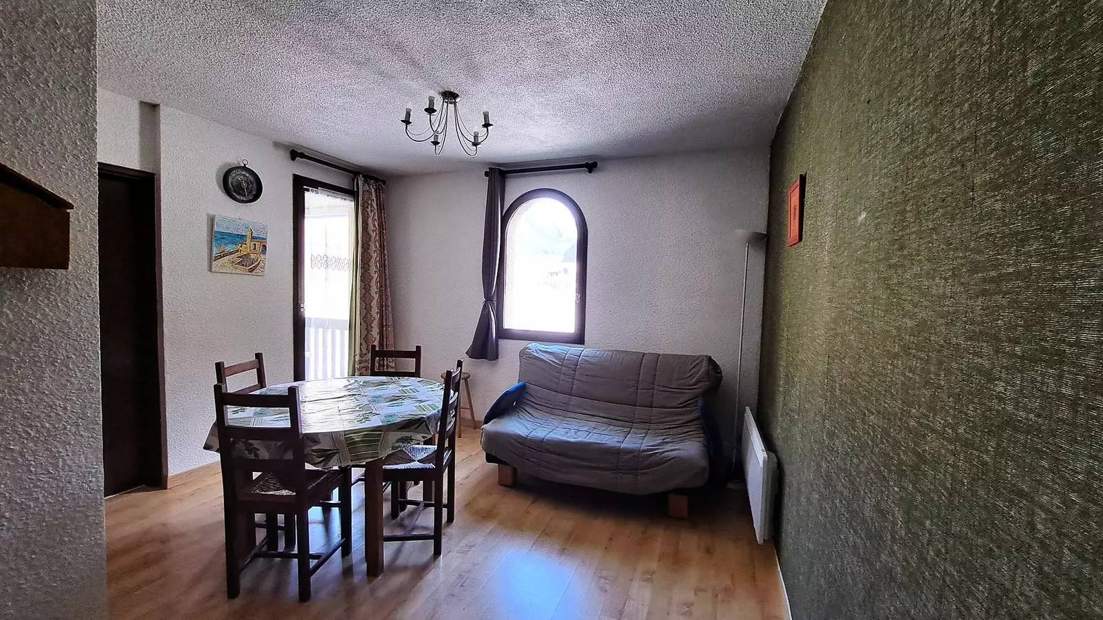 Appartement entier, Confortable T2 proche du plan d'eau in Jausiers, Parc national du Mercantour