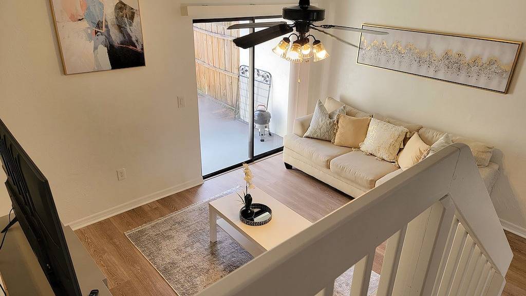 Tranquil Townhouse 🏡💤 - A peaceful retreat that promises restful slumber in Gainesville, Alachua County