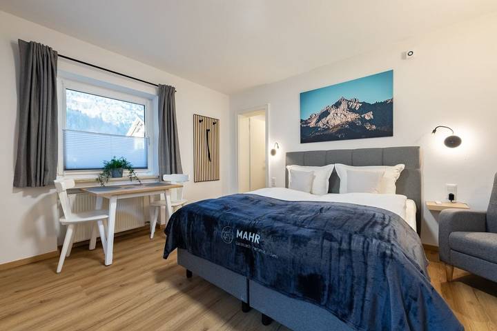 Ferienwohnung für 2 Personen, mit Balkon in Farchant - 2