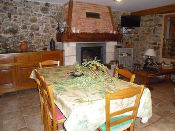 Gîte pour 6 Personnes dans Razecueillé, Pyrénées, Photo 1