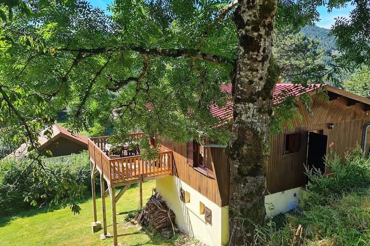 Chalet pour 6 personnes, avec terrasse et jardin à Ventron