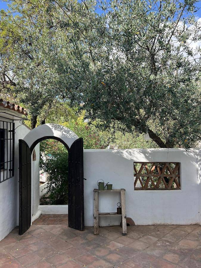 Casa rural para 8 personas, con vistas además de piscina y jardín en Colmenar - 4