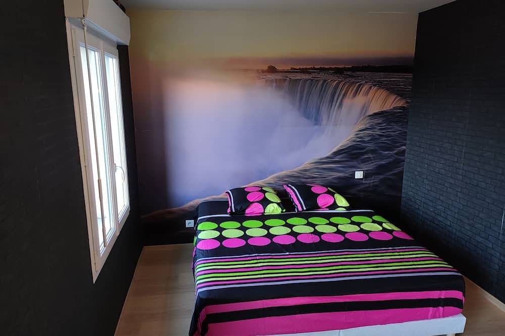 Appartement entier, Charmant logement avec piscine et jacuzzi. in Montceau-les-Mines, Région de Chalon-sur-Saône