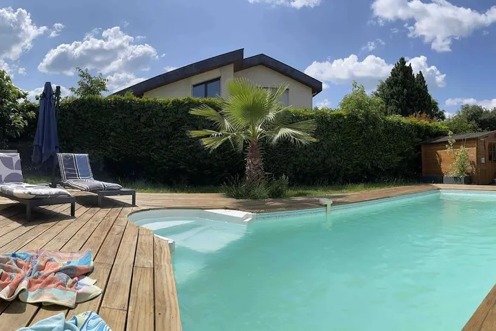 Chalet para 4 personas, con jardín y piscina, Se admiten mascotas - 1