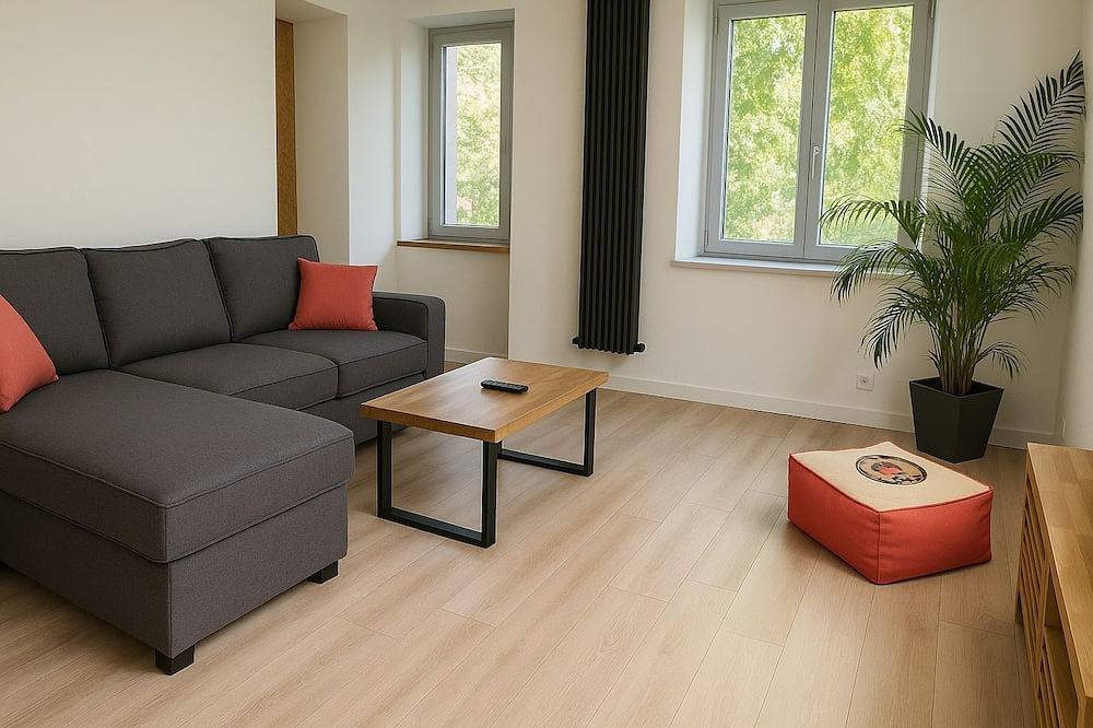 Apartamento entero, Loos duplex with darts & sofa bed near Lille in Loos, Lille region