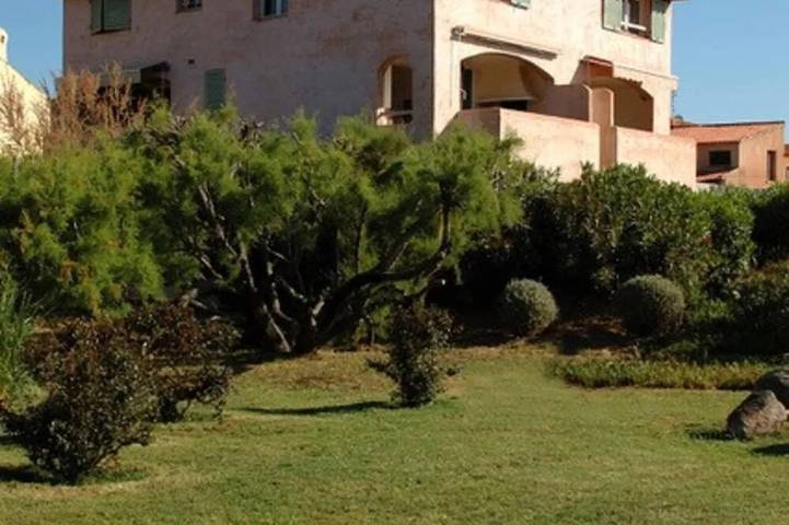 Apartamento entero, Encantador apartamento a 70 metros de la playa de St Cypien in San Ciprianu, Lecci