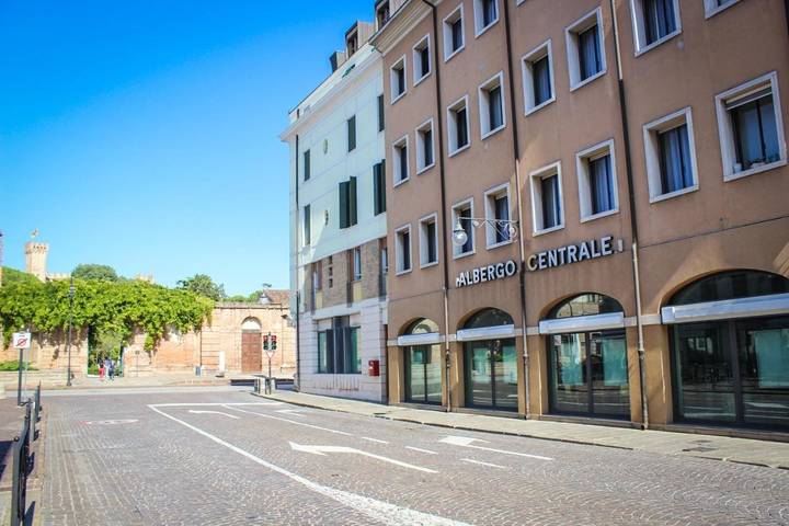 Hôtel pour 3 personnes, avec Terrasse à Este