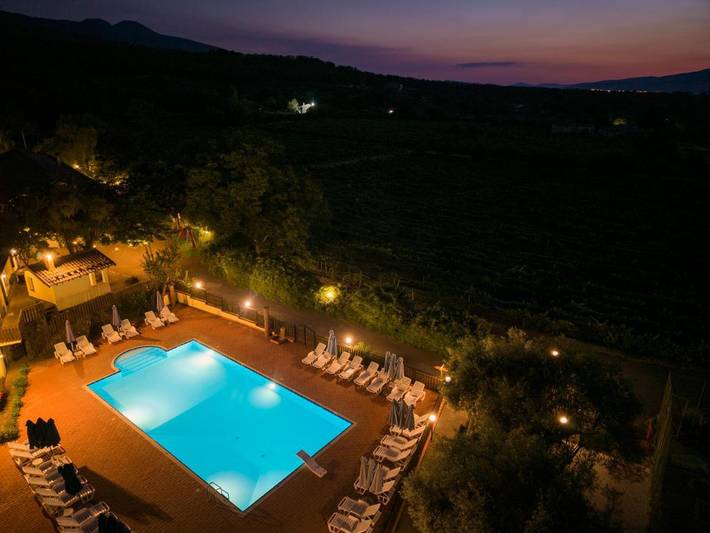 Gîte pour 5 personnes, avec piscine ainsi que jardin et vue, animaux acceptés à Randazzo - 2