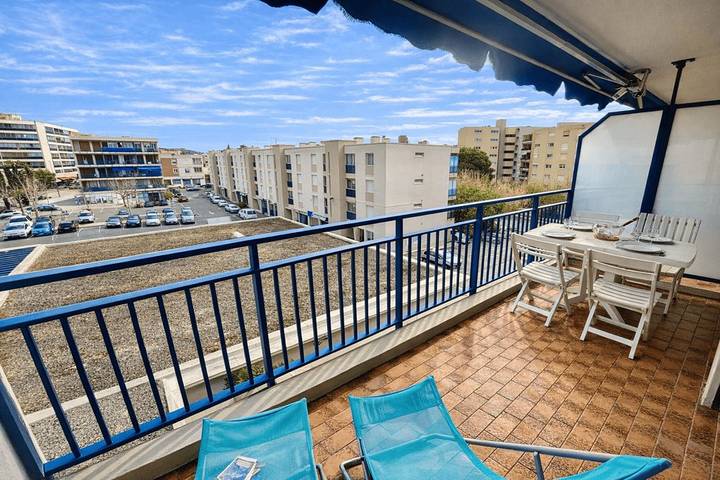 Appartement de vacances pour 4 personnes, avec terrasse, animaux acceptés dans Le Lavandou