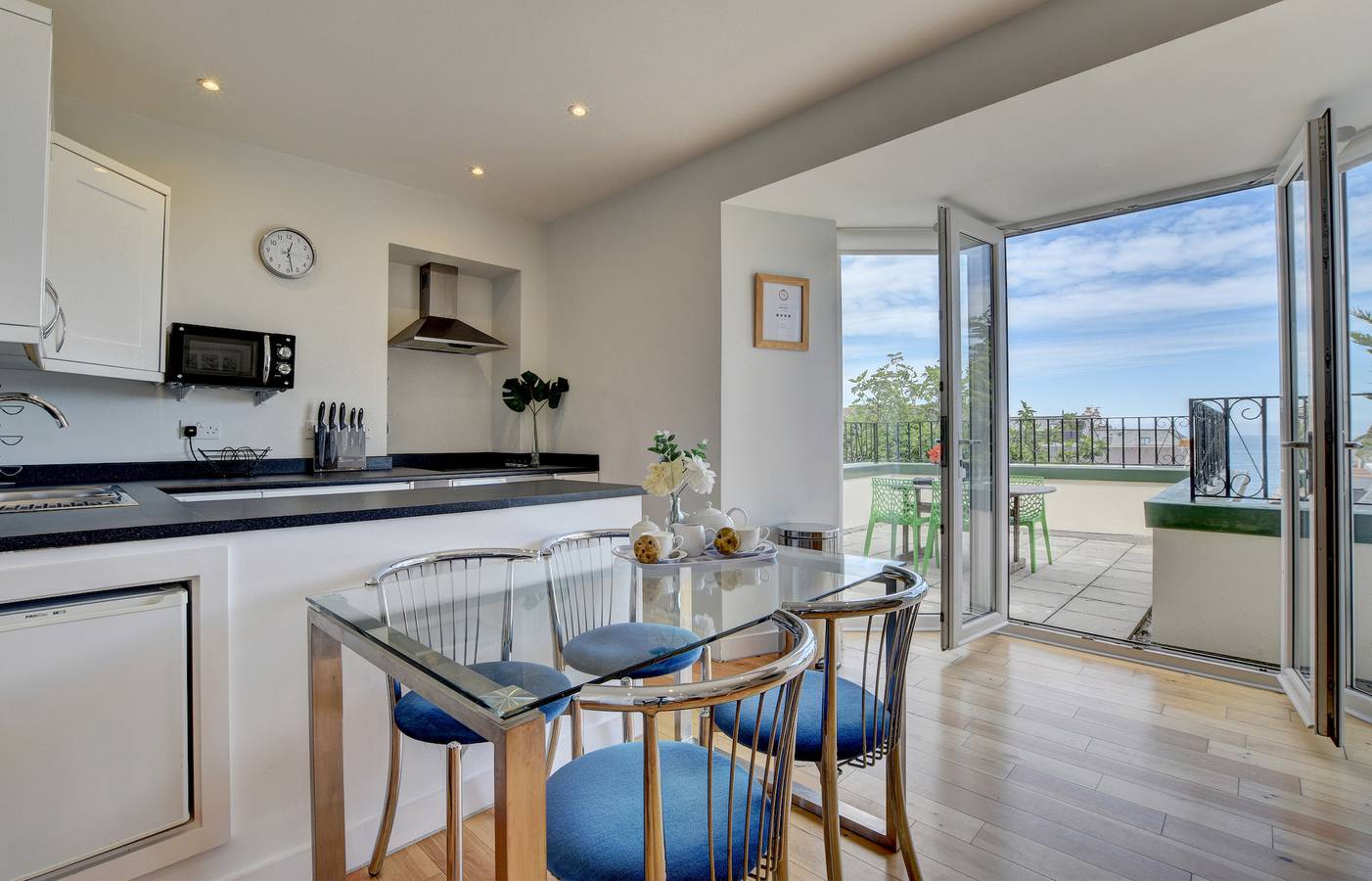 Ganze Wohnung, Ferienwohnung für 3 Personen mit Balkon in Ilfracombe, Devon