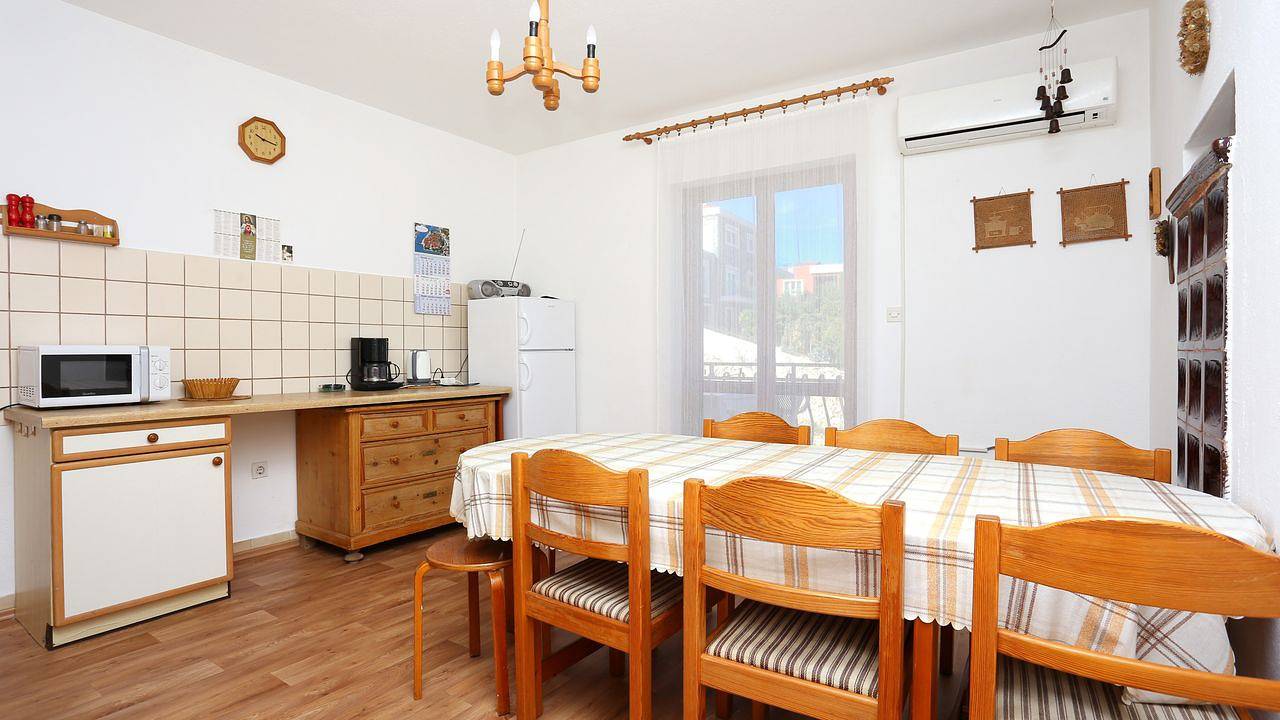 Ganze Ferienwohnung, Ferienwohnung für 6 Personen (78 m²) in Arbanija in Arbanija, Ciovo