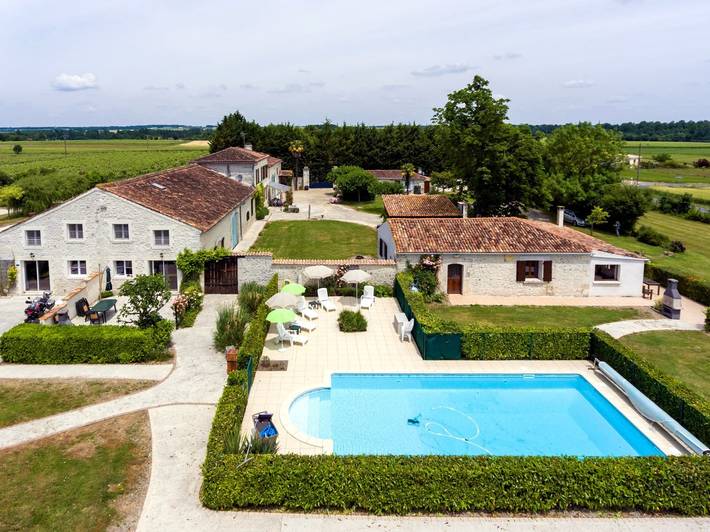 Chambre d’hôte pour 4 personnes, avec jardin et piscine - 1