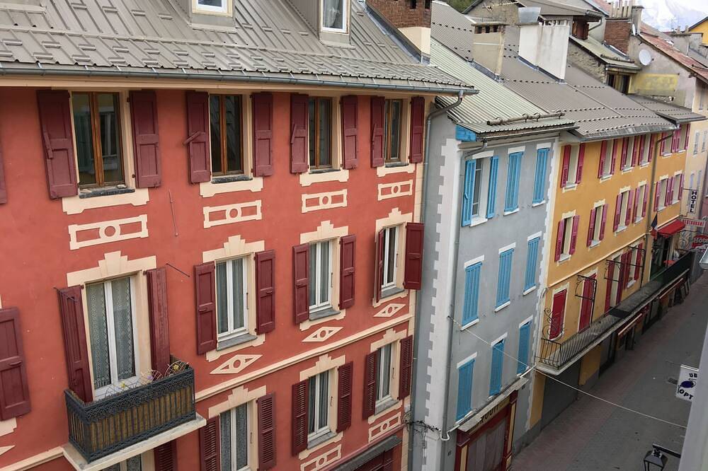 Geheel appartement, Licht kruisend appartement in het voetgangersgebied voor 6 personen in Barcelonnette, Espace Lumière