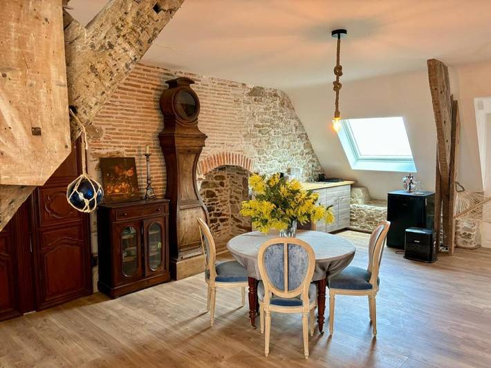 Gîte pour 2 personnes, avec jardin ainsi que terrasse et vue à Casson - 3