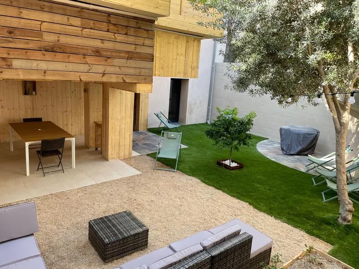 Holiday apartment for 9 people, with garden - 1