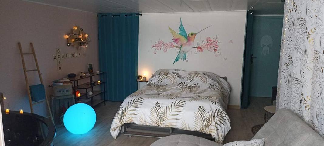 Chambre d’hôte pour 2 personnes, avec jacuzzi ainsi que jardin et piscine en Corrèze - 3