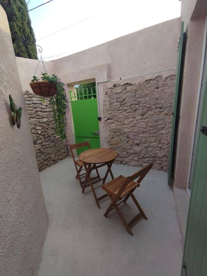 Location de vacances pour 3 personnes, avec terrasse à Roubia - 4