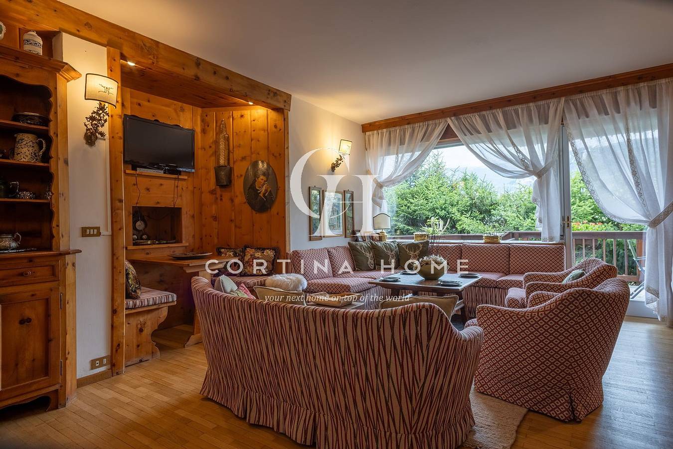 Appartamento intero, Elegante appartamento in centro con terrazzo in Cortina d'Ampezzo e dintorni, Dolomiti Superski