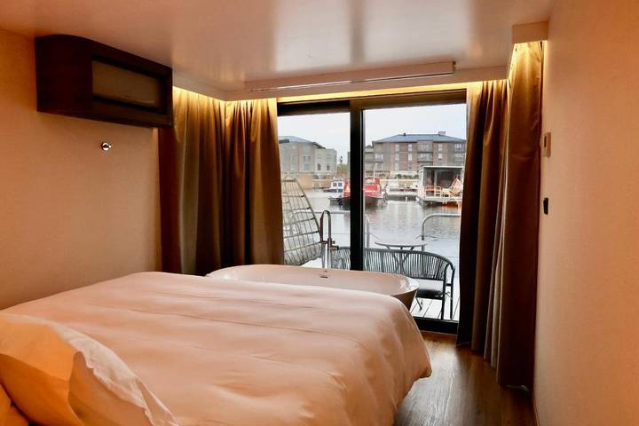 Hôtel pour 2 personnes, avec jacuzzi et terrasse à La Ferté-sous-Jouarre - 2