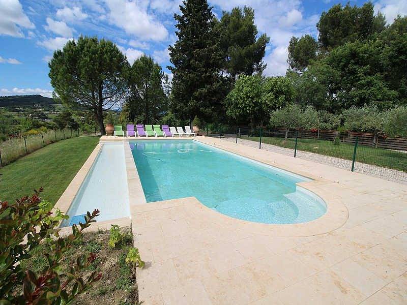 Authentique mas à Vaison-la-Romaine, 12P. jolie vue, piscine privée et clôturée. in Saint-Marcellin-lès-Vaison, Parc naturel régional du Mont-Ventoux