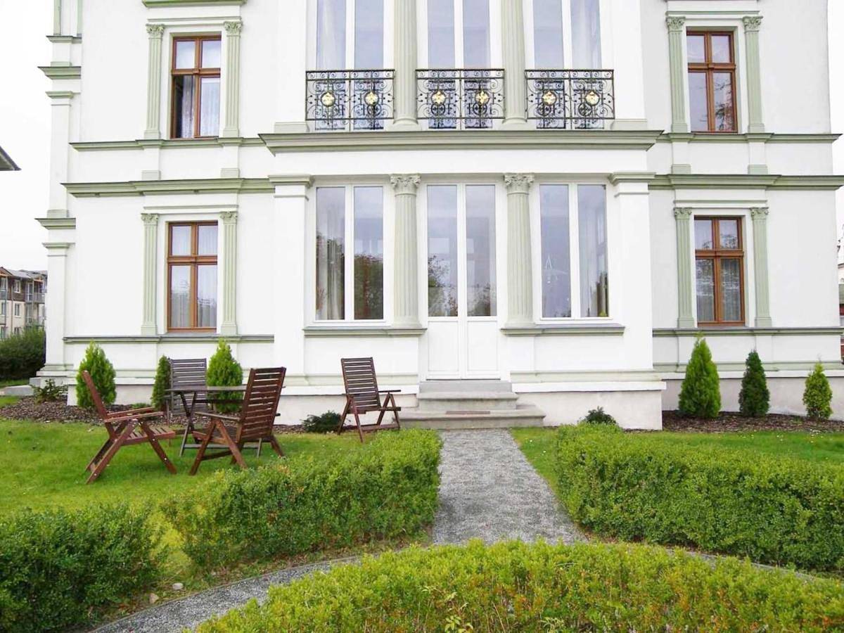 Villa Bella direkt an der Promenade in Drei Kaiserbäder, Heringsdorf