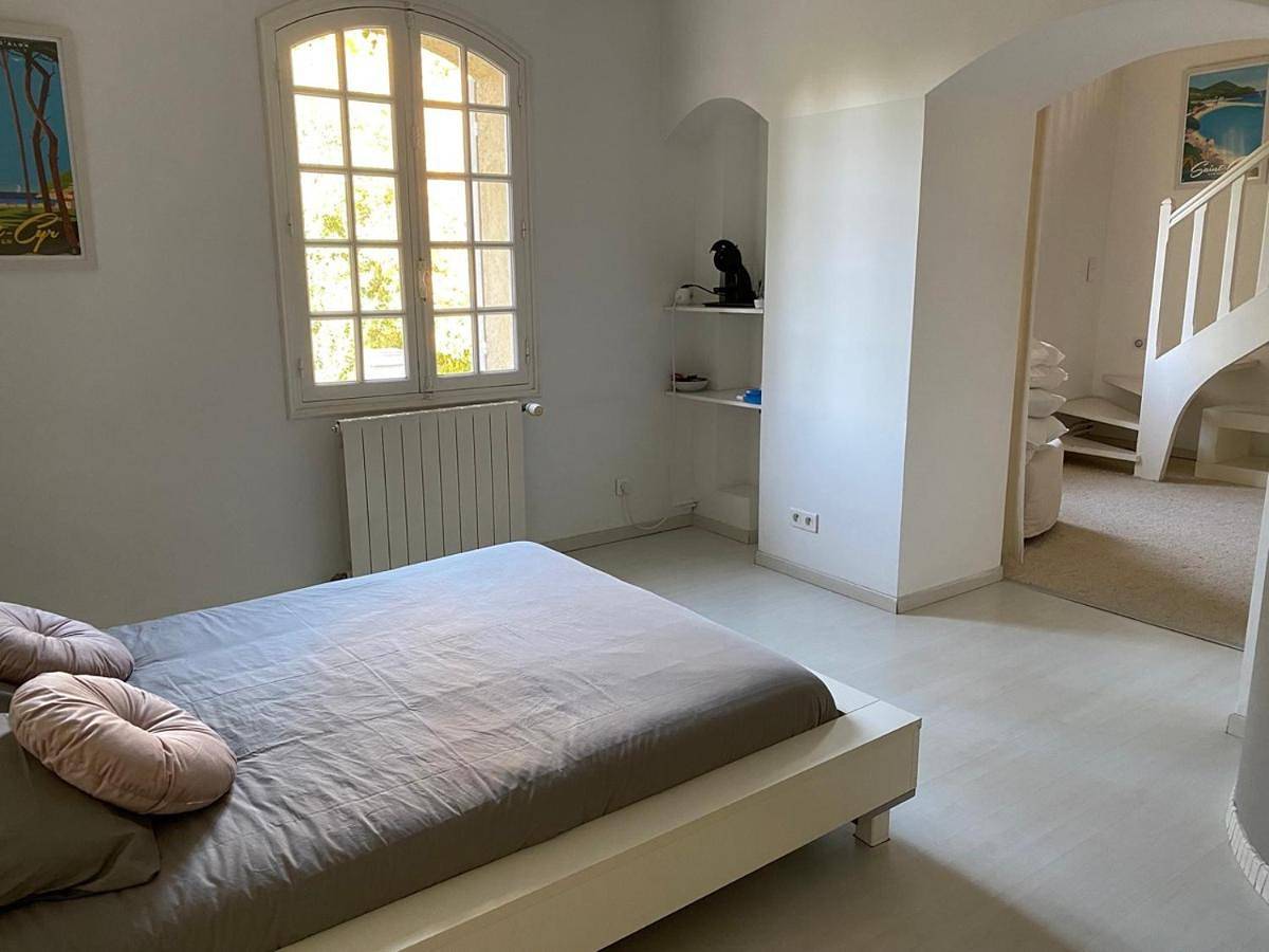 Standard Double Suite in Saint-Cyr-sur-Mer, Côte méditerranéenne (France)