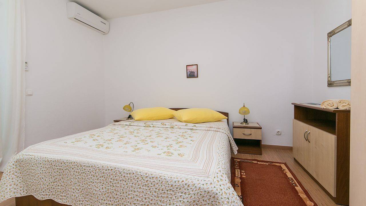 Ganze Ferienwohnung, Zimmer für 2 Personen (17 m²) in Brela in Brela, Makarska Riviera