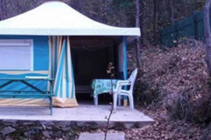 Camping 2 étoiles - Piscine  - ccbfide in Vernet-les-Bains, Parc naturel régional des Pyrénées catalanes