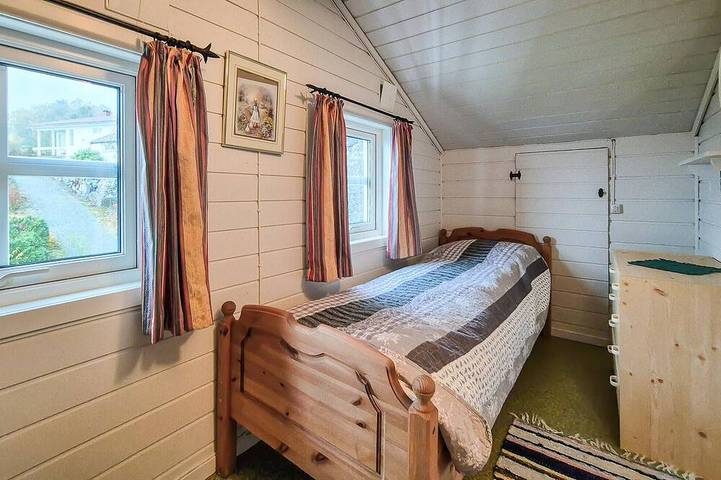 Cozy home in Skiftun with house sea view in Hjelmeland