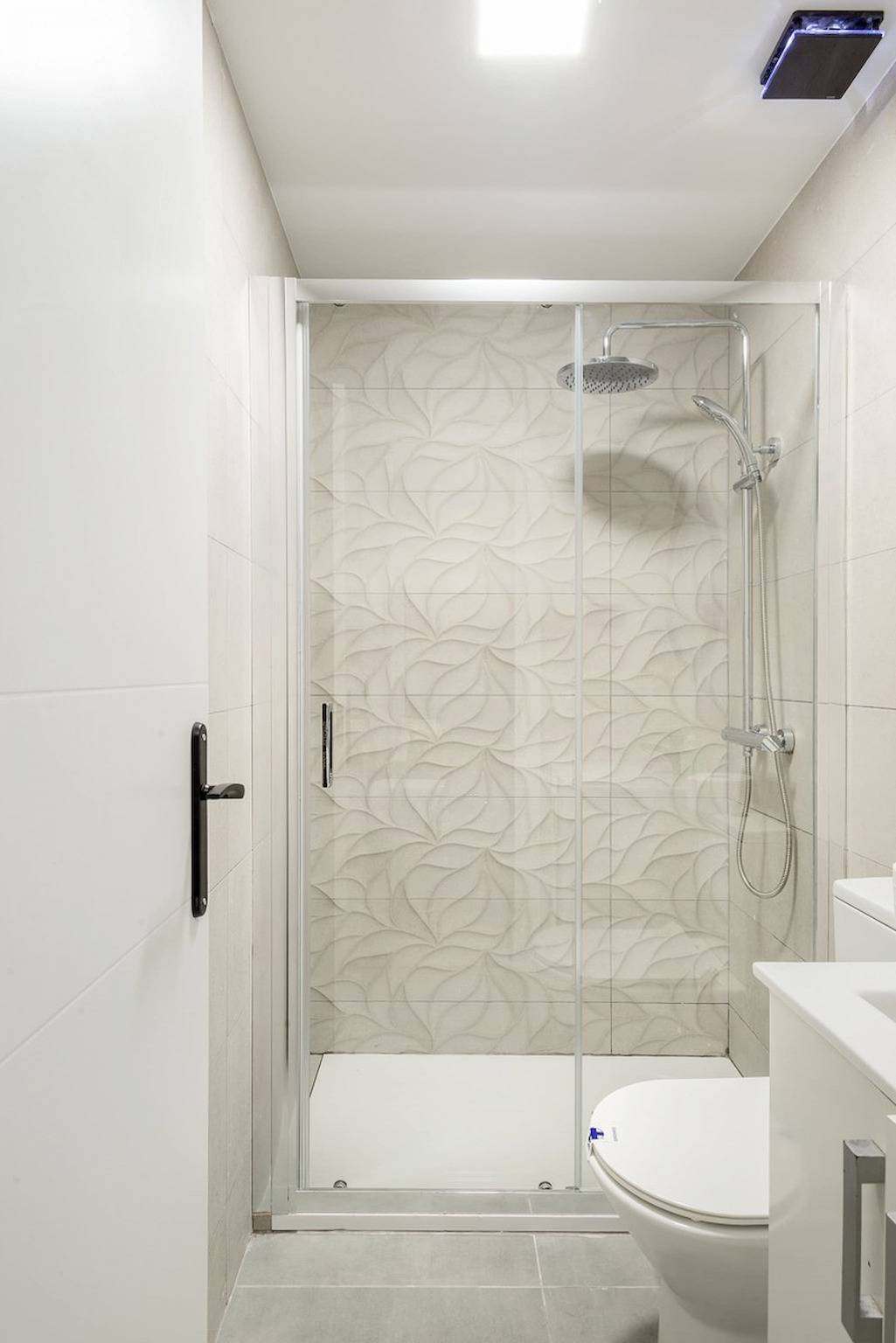 Apartamento vacacional entero, R101 - Valverde 3 in Centro (Madrid), Madrid