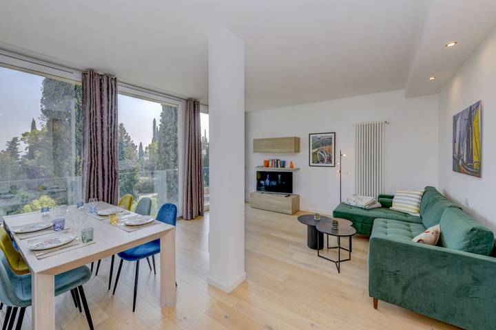 Ferienwohnung für 5 Personen, mit Balkon und Pool in Gardone Riviera - 3