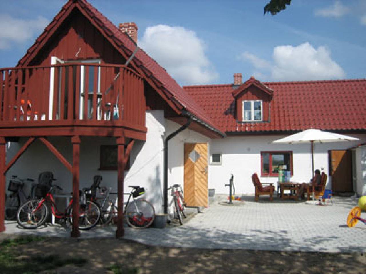 Zwei Ferienhäuser auf Österlen 800 Meter vom Sandstrand in Österlen