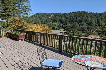 Vacation Home for 4 Guests in Monte Rio, Russian River, Picture 2