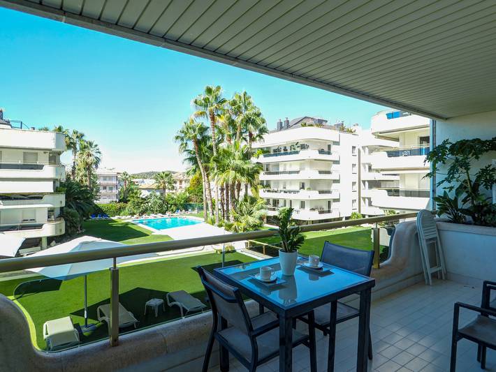 Entire apartment, Mediterraneo Seaview in Sitges, Garraf
