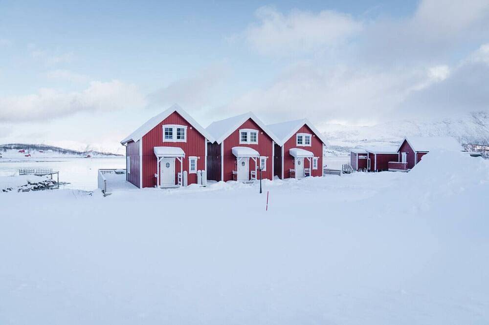 Seaside Cabins Near Tromsø | Northern Lights Views in Tromso