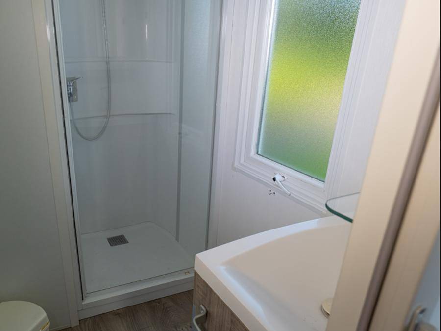 Camping Village de Reneville - Mobilhome 6 personnes - Mobil home confort - 30 m² - 3 chambres in Fécamp, Région du Havre