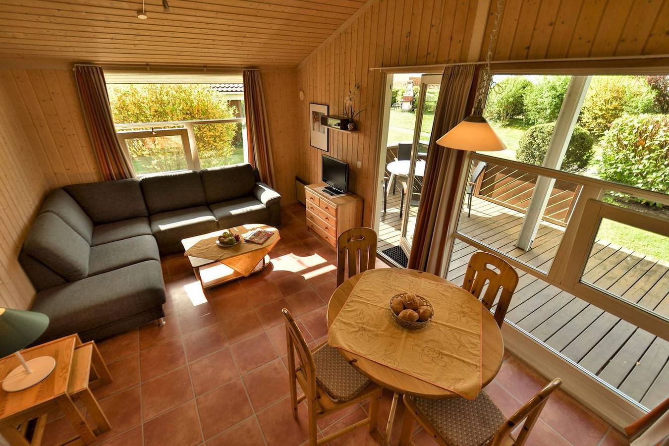 Ferienhaus Typ A mit Doppel-/Etagenbett für 4 Personen im Ferienpark Am Waldrand in Südstrand Pelzerhaken, Ostholstein