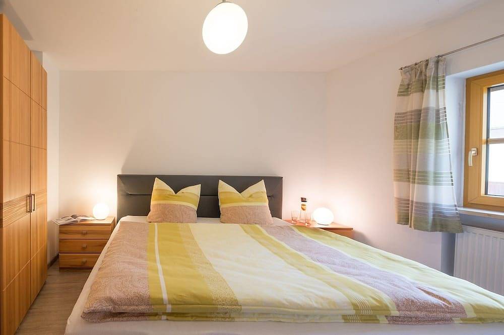 Ganze Wohnung, Neu gestaltete Ferienwohnung für bis zu 5 Personen in Wunsiedel, Oberfranken