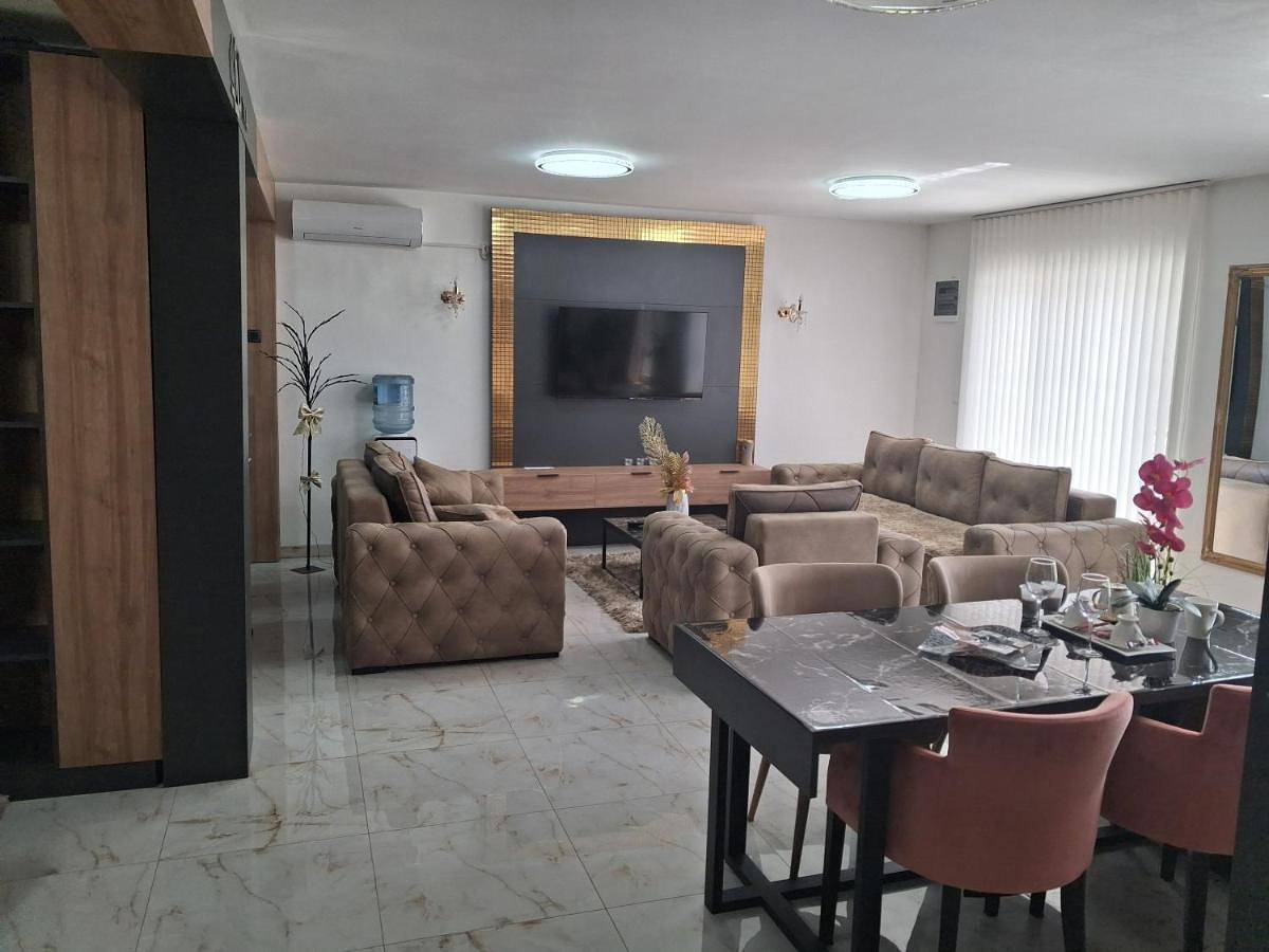 Appartement entier, One-Bedroom Apartment in Jagodina, Région centrale