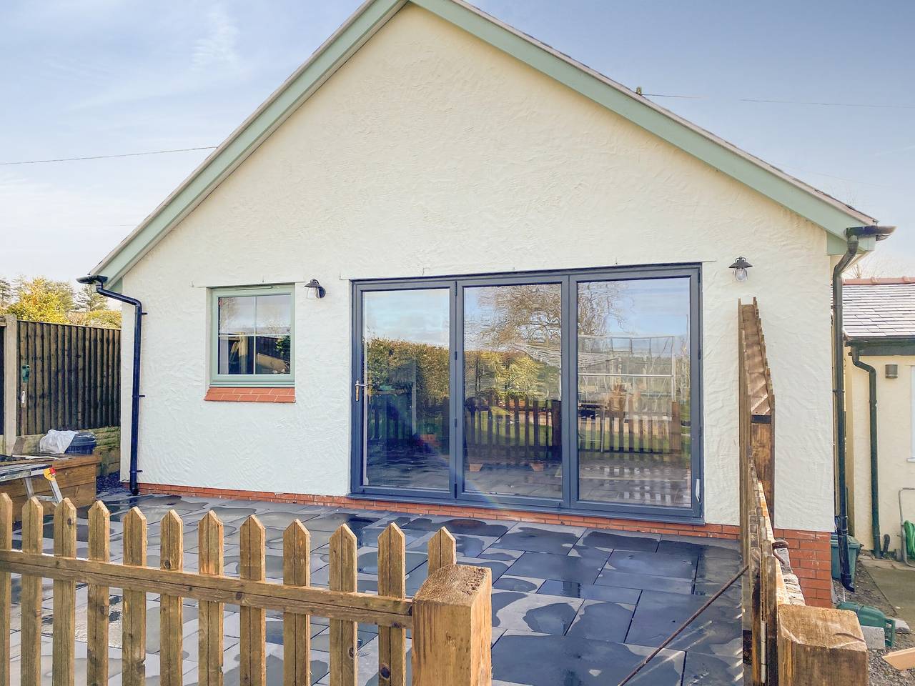 Glan Llyn Annex in Flintshire