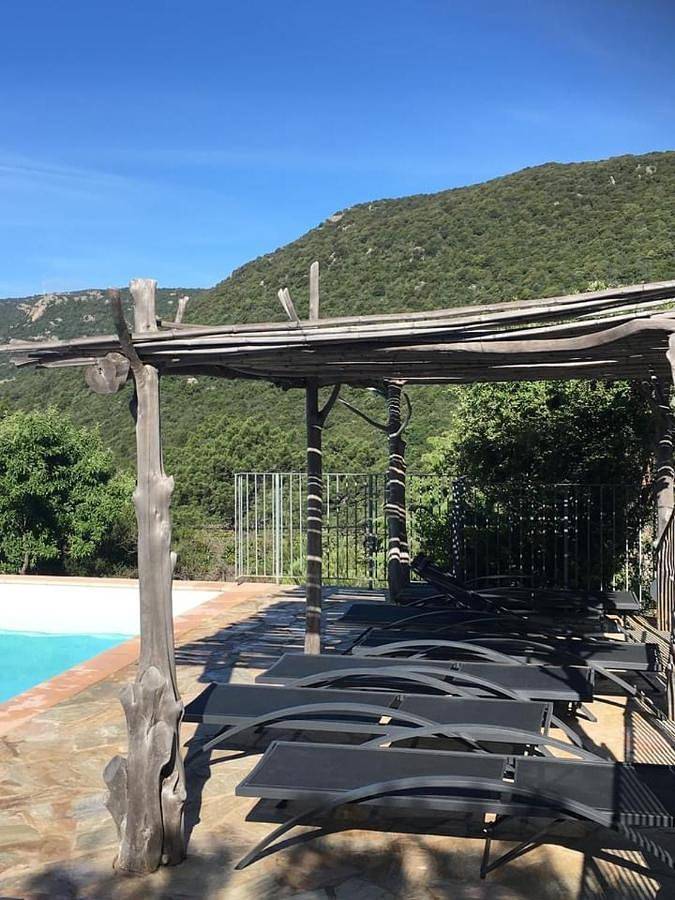 Dom dla 4 osób, z Taras i Ogród oraz Basen i Widok w Monacia-d'Aullène