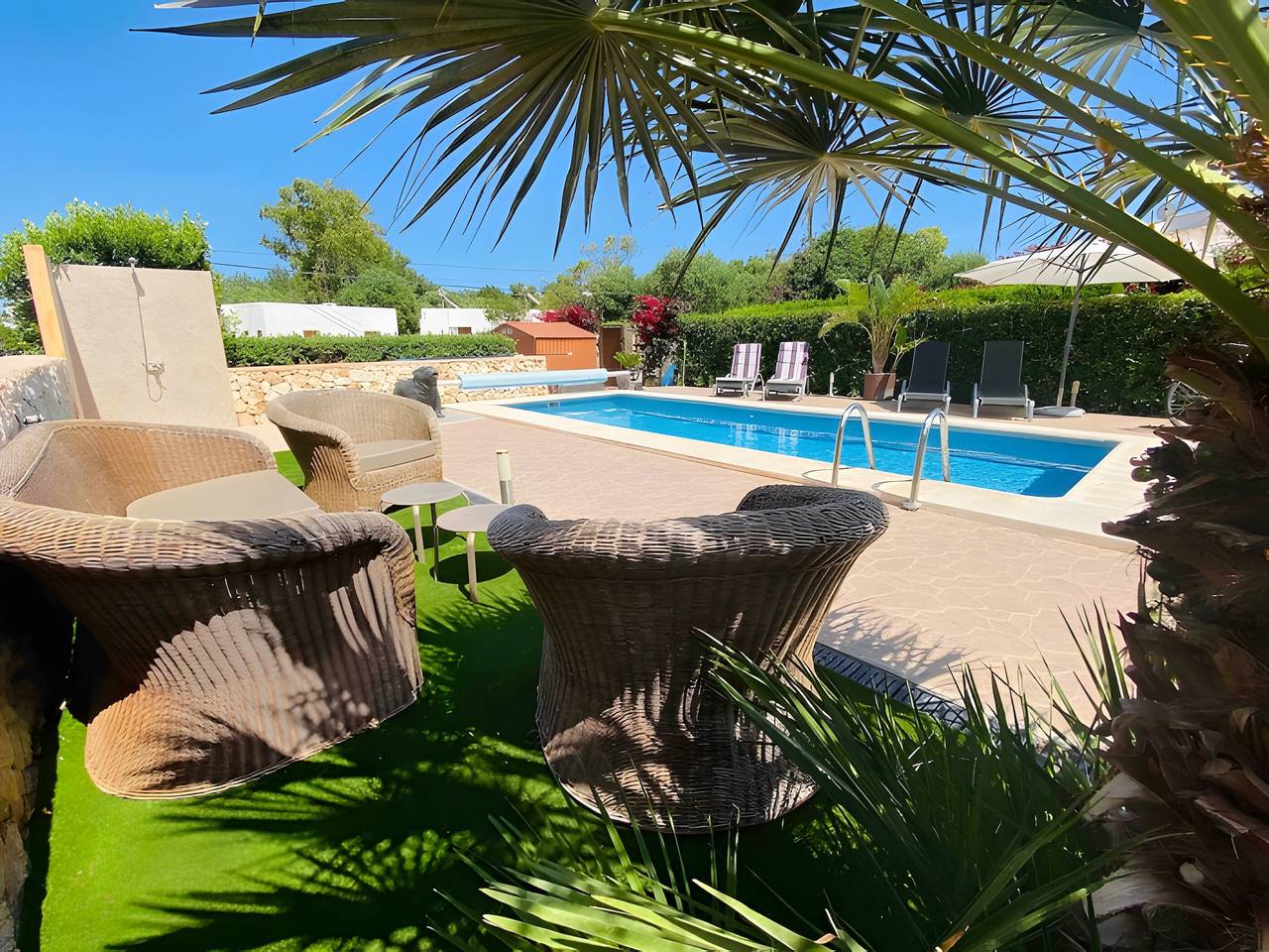 Villa mit privatem Pool in Cala Romántica – Entspannung pur für bis zu 6 Gäste in S'Estany d'en Mas, Manacor
