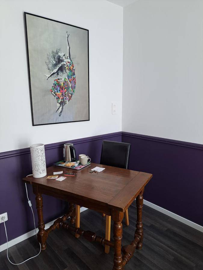 Appartement de vacances entier, Double Room with Private Bathroom in Montbéliard, Doubs