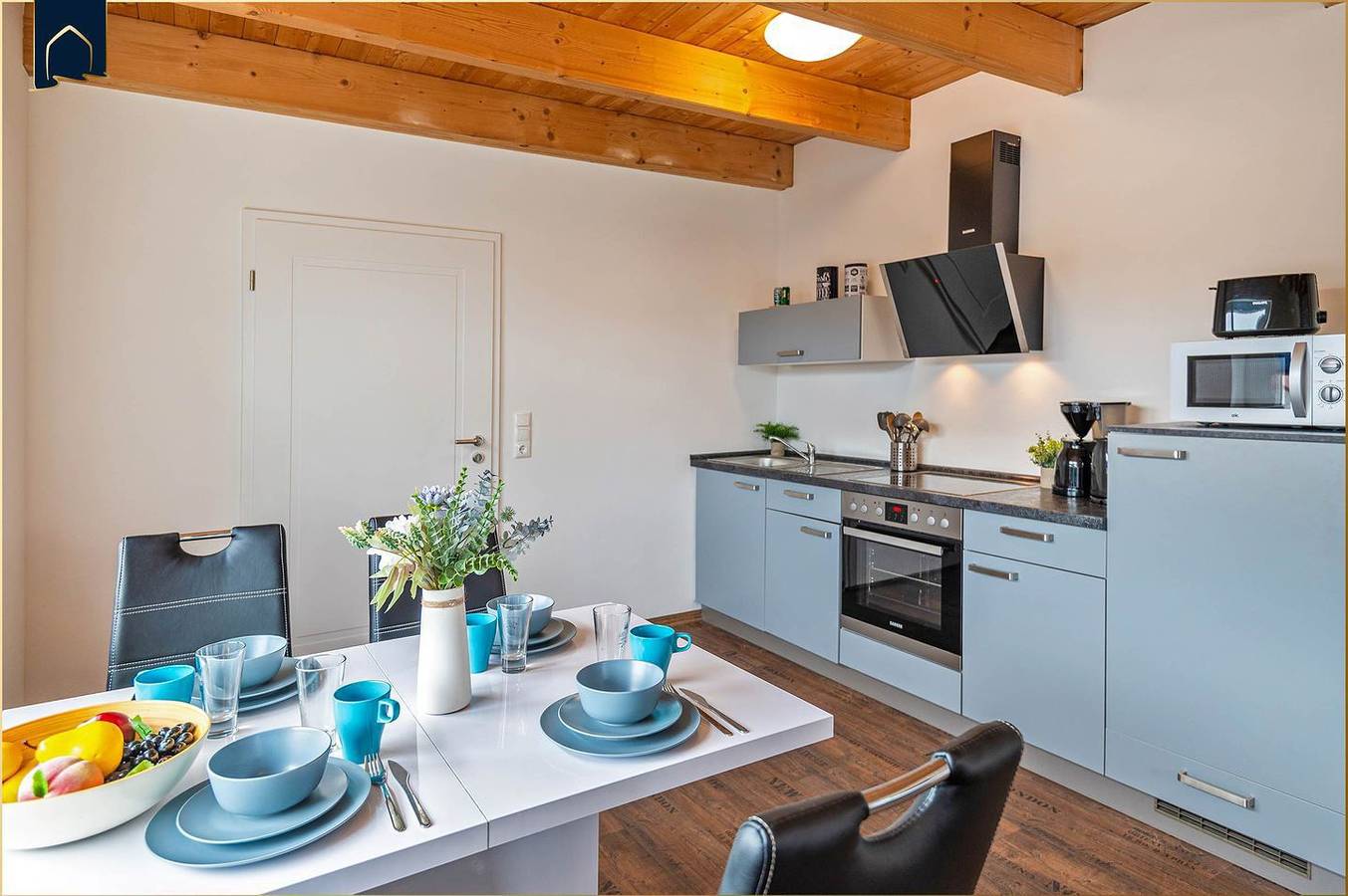 Ganze Wohnung, Gemütliche Ferienwohnung mit Garten – nur 550 m zum Ostseestrand in Koserow, Bernsteinbäder