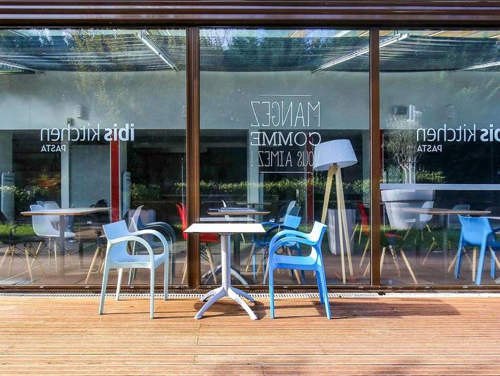 Hôtel pour 3 personnes, avec Terrasse et Jardin à Émerainville - 4