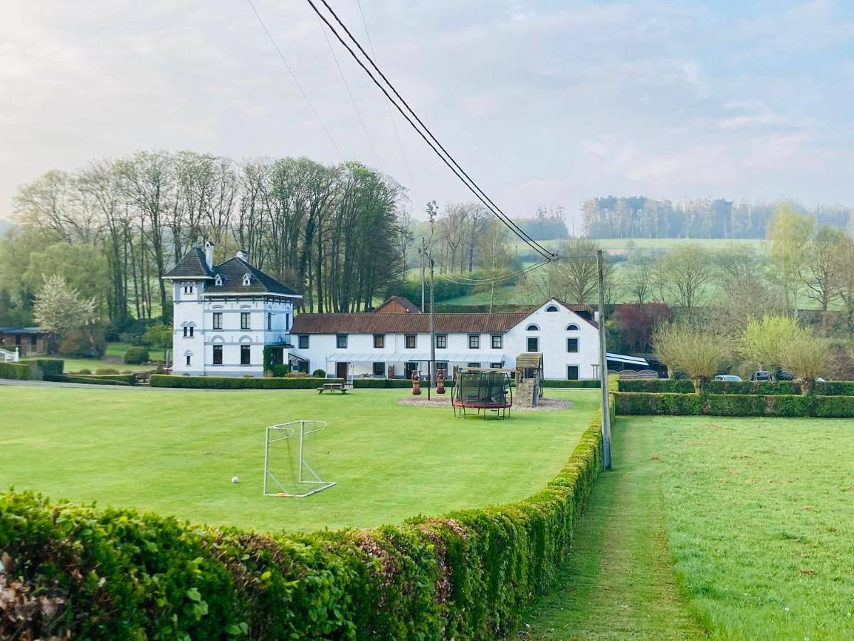 Small Double Room in Fourons, Limbourg (Belgique)